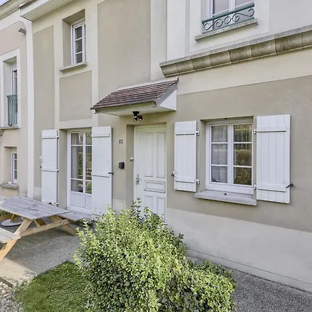 Holiday home Les Conviviales